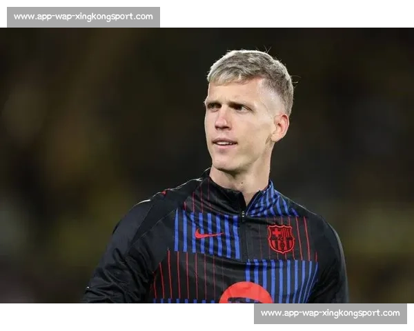 度假同框引热议！奥尔莫与迪亚斯伊维萨岛合影暗藏转会玄机？