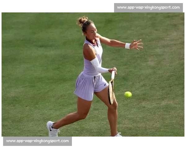 郑钦文柏林站晋级！对手情绪失控砸观众 + 罢赛，一轮游爆冷